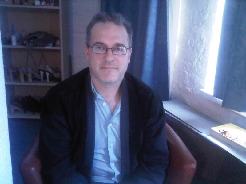 Date this cute Belgium man Interpreter from Gent BE142