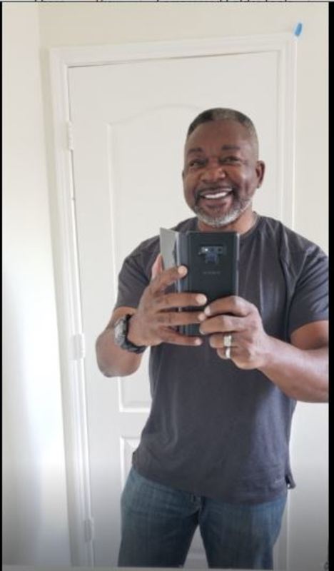 Date this cute United States man Den from Honolulu US21441