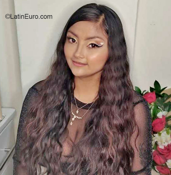 Date this sultry Colombia girl Alejandra Orteg from Pereira CO30944