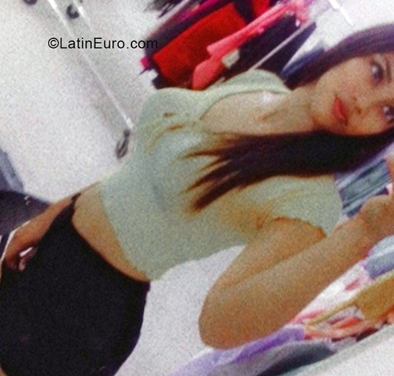 Date this funny Venezuela girl Greidi from Punta De Mata VE4106