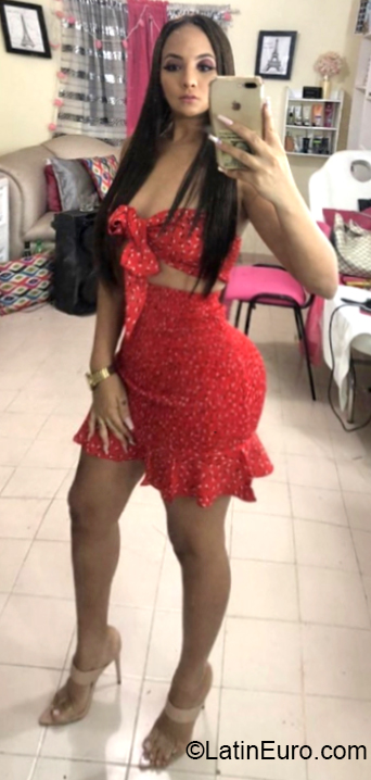 Date this georgeous Dominican Republic girl Zara from Santiago DO40323