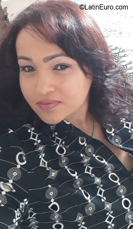 Date this delightful Brazil girl Marisol from Olinda BR11530