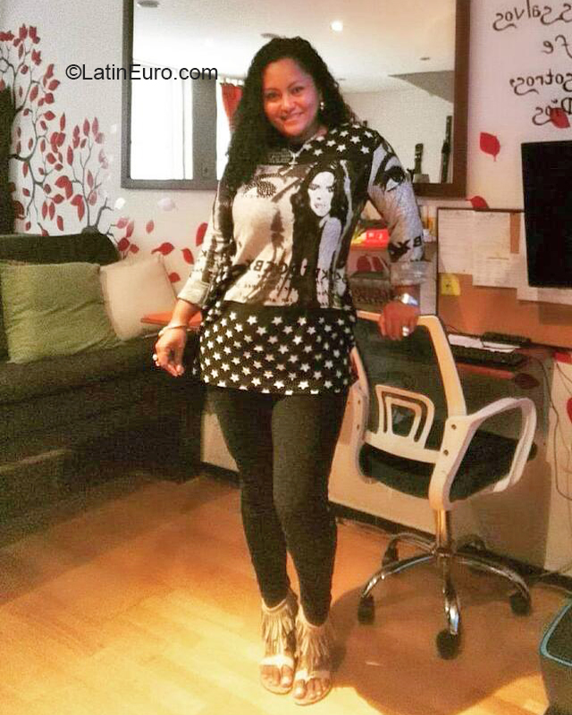 Date this funny Colombia girl Leydy from Tumaco CO31047