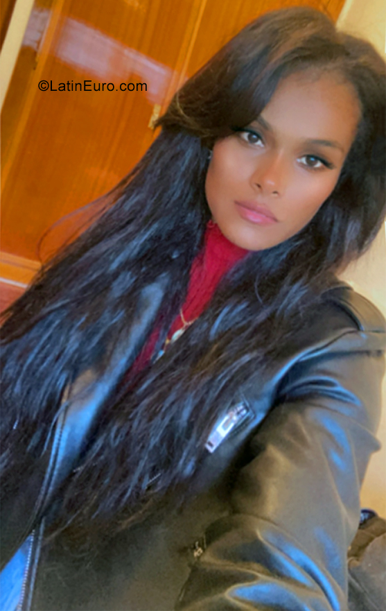 Date this passionate Germany girl Sty from Berlin DE539