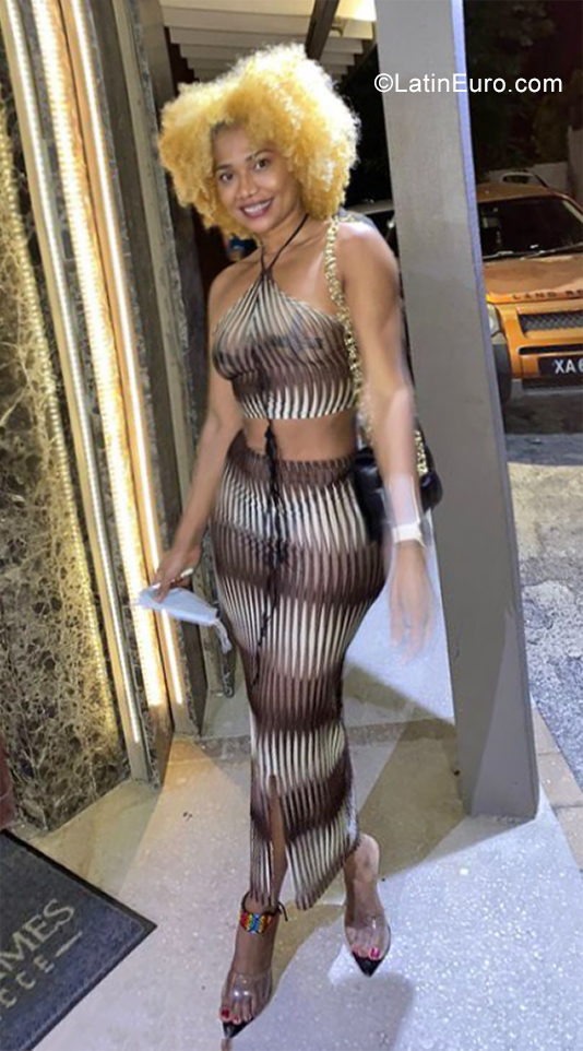 Date this pretty Barbados girl Allyson from Barbados BB37
