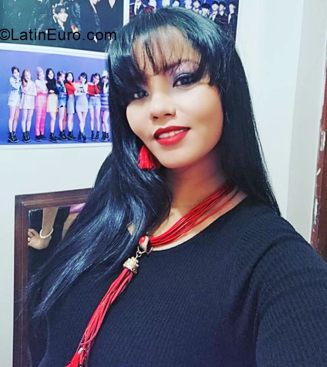 Date this georgeous Colombia girl BELA from Bucaramanga CO31107