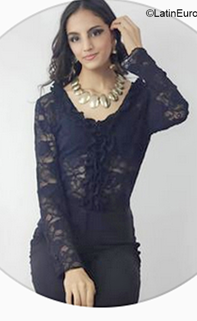 Date this sultry Venezuela girl MoonFlower from  VE4120