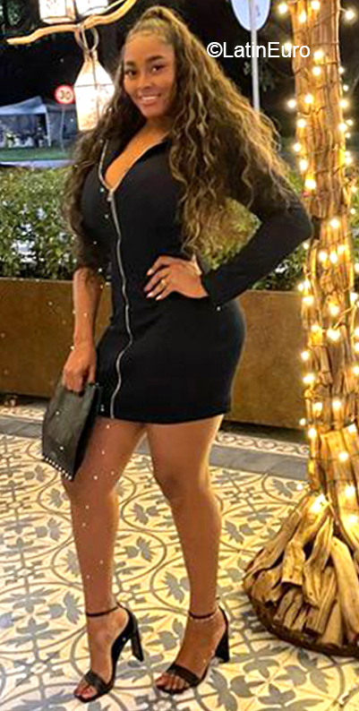 Date this athletic Colombia girl Isabela from Cali CO31142