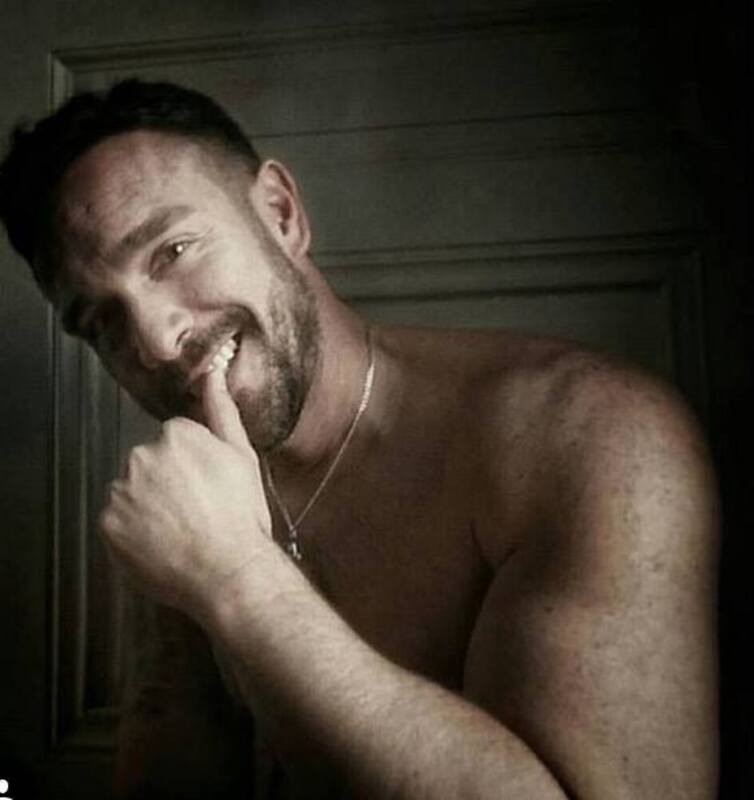 Date this passionate Spain man Angel from Madrid ES673