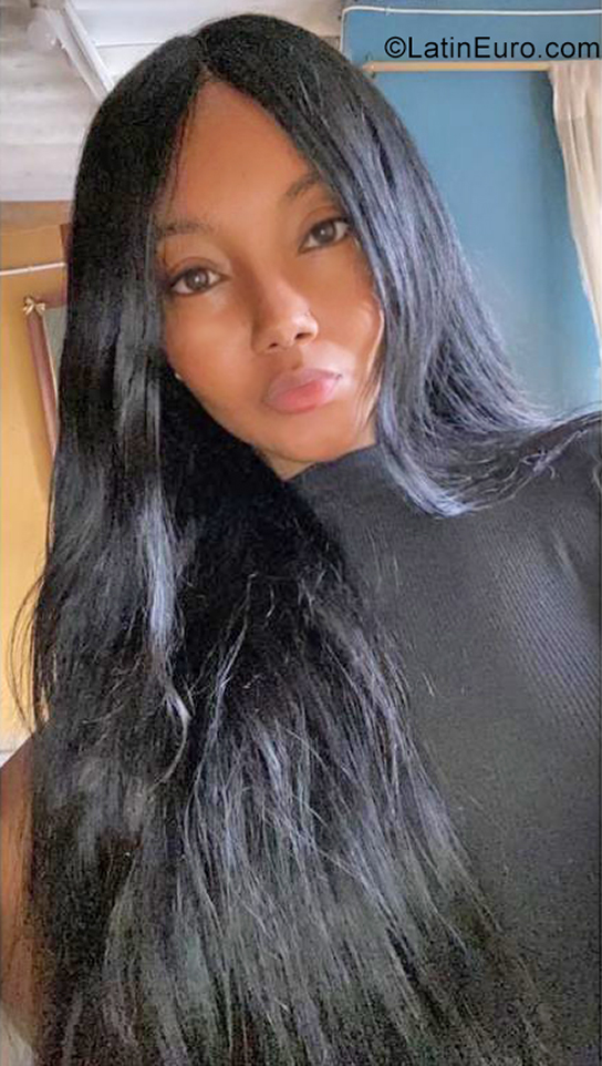 Date this funny Colombia girl Viviana from Medellin CO31184