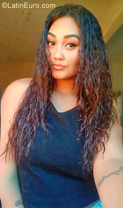 Date this young Brazil girl Rayane from Rio De Janeiro BR11595