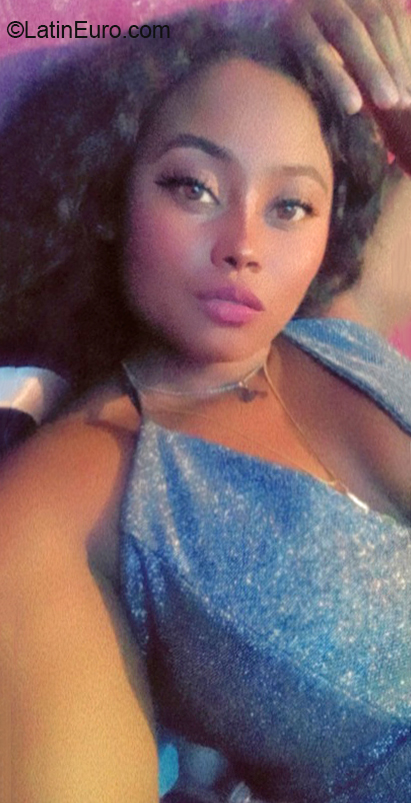 Date this tall Colombia girl Alejandra from Bogota CO31236