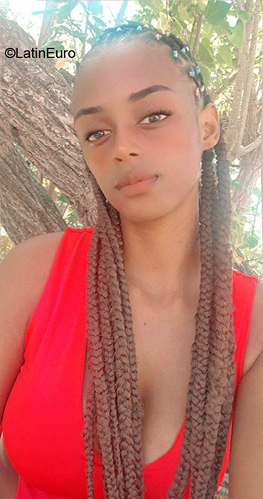 Date this lovely Venezuela girl Cleysimar Lourdes from Vargas VE4139