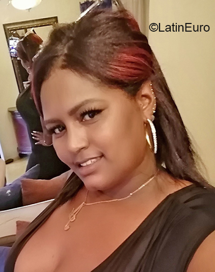 Date this delightful Dominican Republic girl Arisleydi from Santiago DO40534