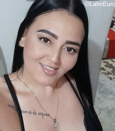 Date this funny Colombia girl Caro from Medellín CO31319