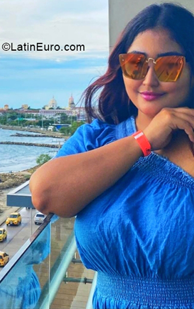 Date this funny Colombia girl Johaine from Barranquilla CO31322