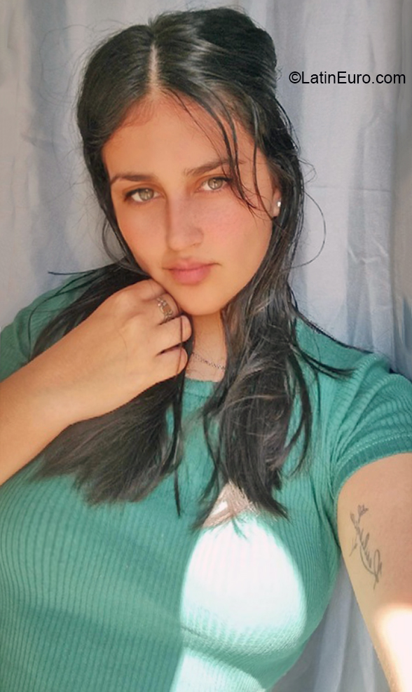 Date this exotic Argentina girl Anna from Mar del Plata AR844