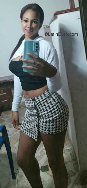 Date this athletic Colombia girl Diana graciela from Cali CO31404