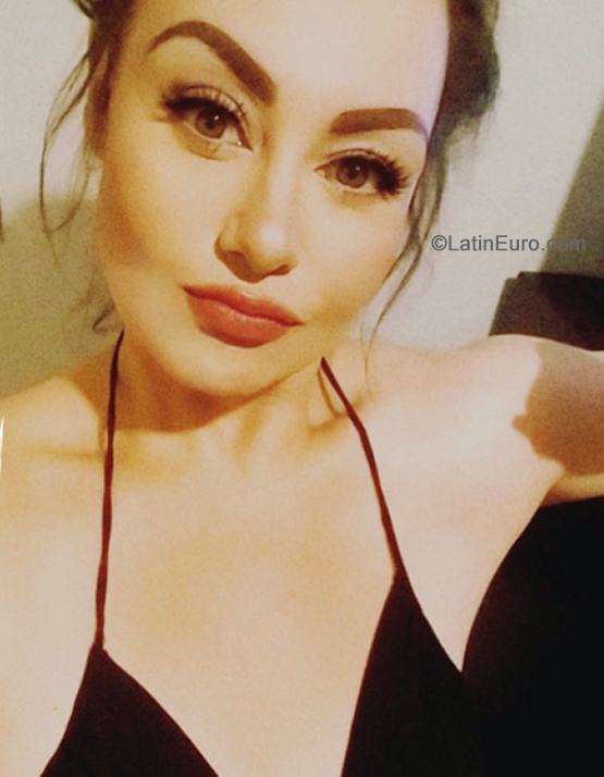 Date this sensual Mexico girl Belen from Guadalajara MX2564