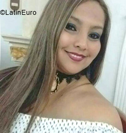 Date this young Colombia girl Caleita from Cali CO31471