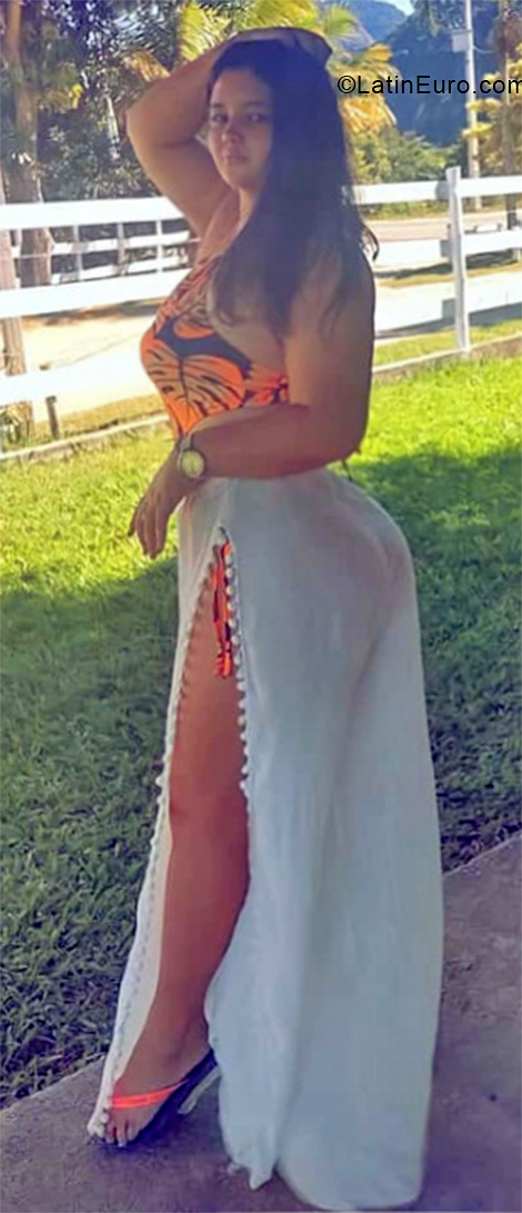 Date this happy Brazil girl CAMILA from Rio de janeiro BR11724