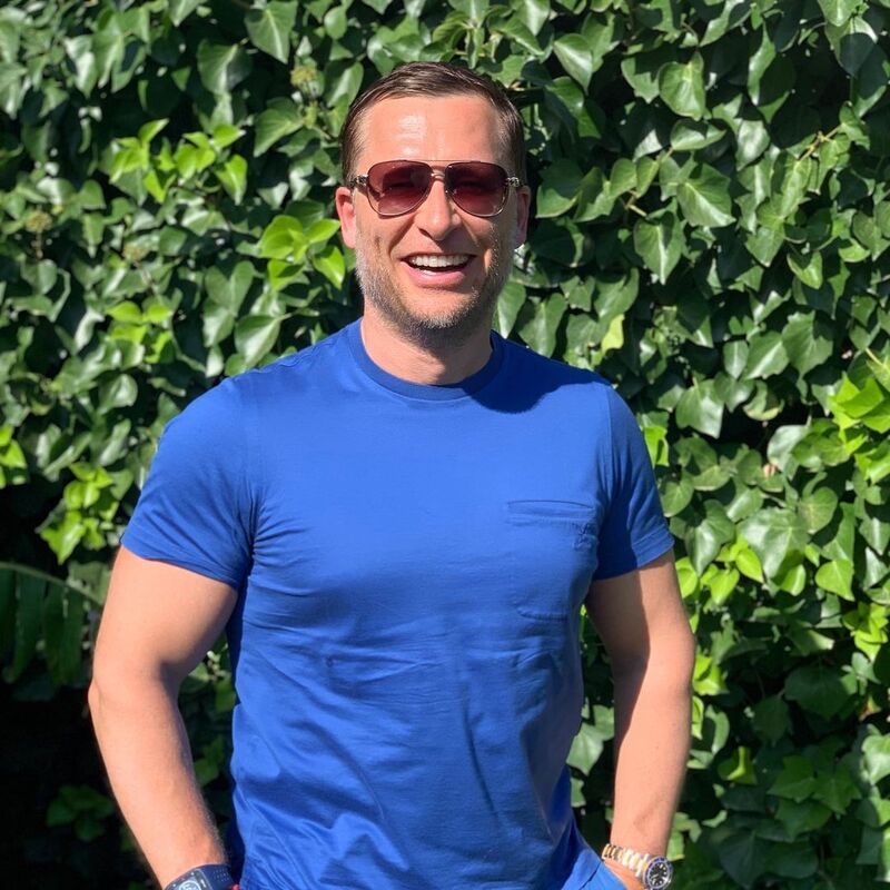 Date this athletic United States man Jed from California US21678