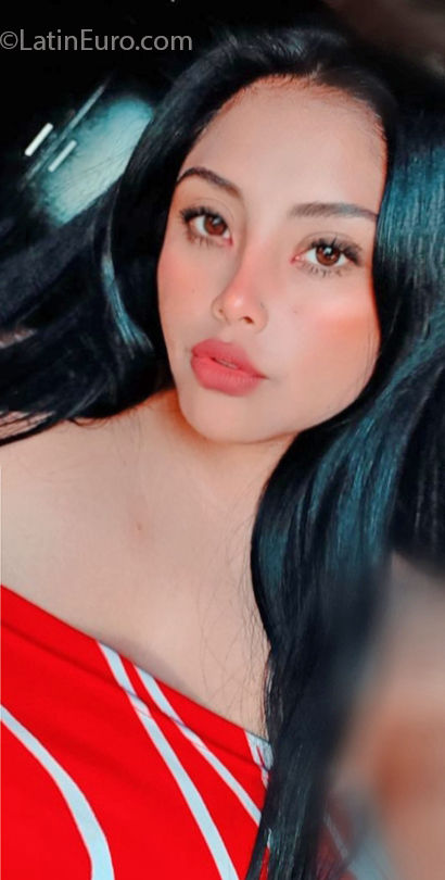 Date this athletic Mexico girl Yaretzy from Mexico City MX2592