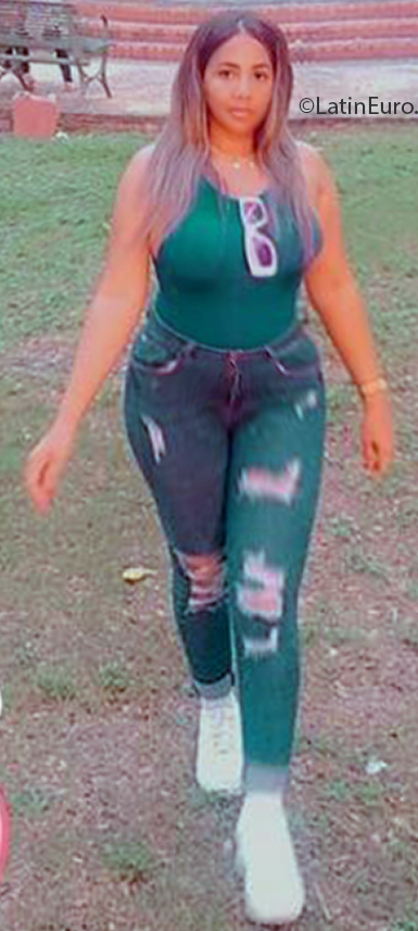 Date this georgeous Dominican Republic girl Juana from Santo Domingo DO40732