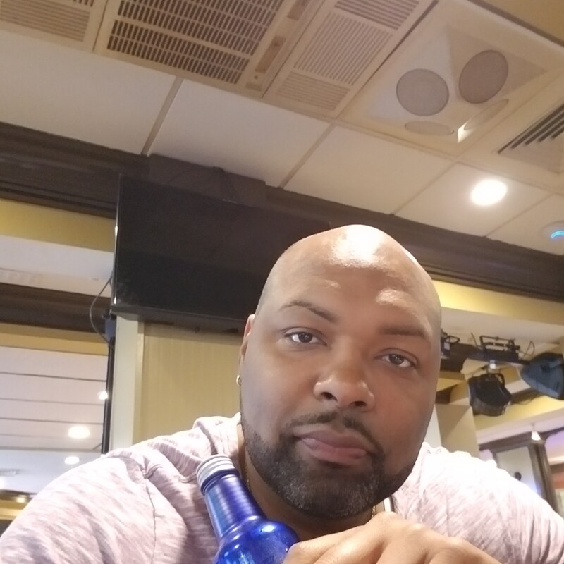 Date this voluptuous United States man Kwasi301 from Orlando US21711