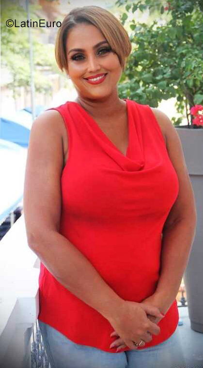 Date this beautiful Panama girl Carmen from Panama PA1329
