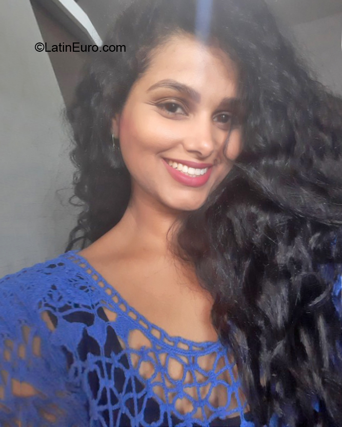 Date this sensual Brazil girl GISLAINE from Belo Horizonte BR11889