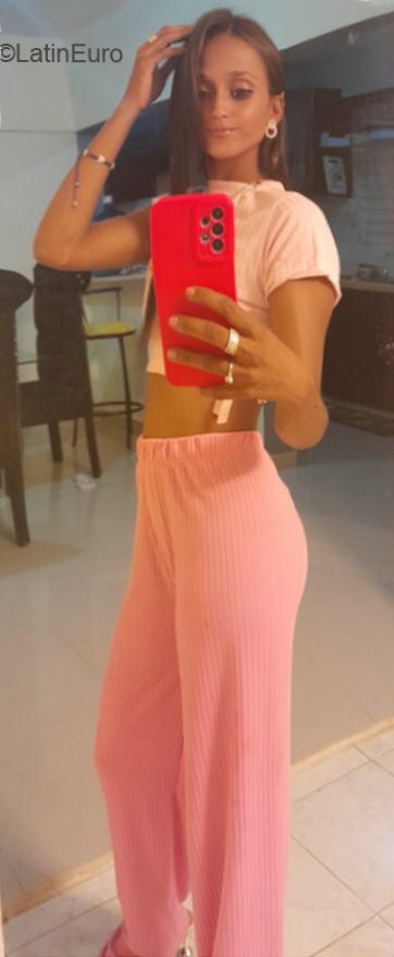 Date this attractive Dominican Republic girl Esther from Santiago DO40824
