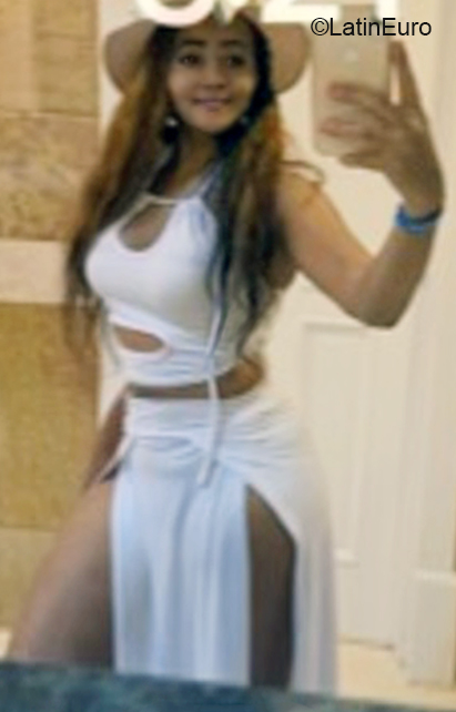 Date this delightful Dominican Republic girl Nercy from Santo Domingo DO40833