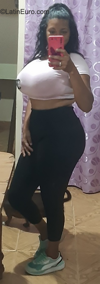 Date this gorgeous Venezuela girl Melkiolis from Miranda VE4223