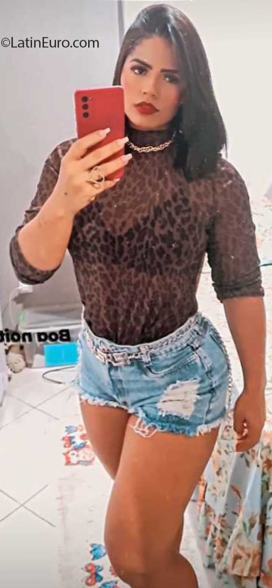 Date this passionate Brazil girl Patricia from Salvador BR11980