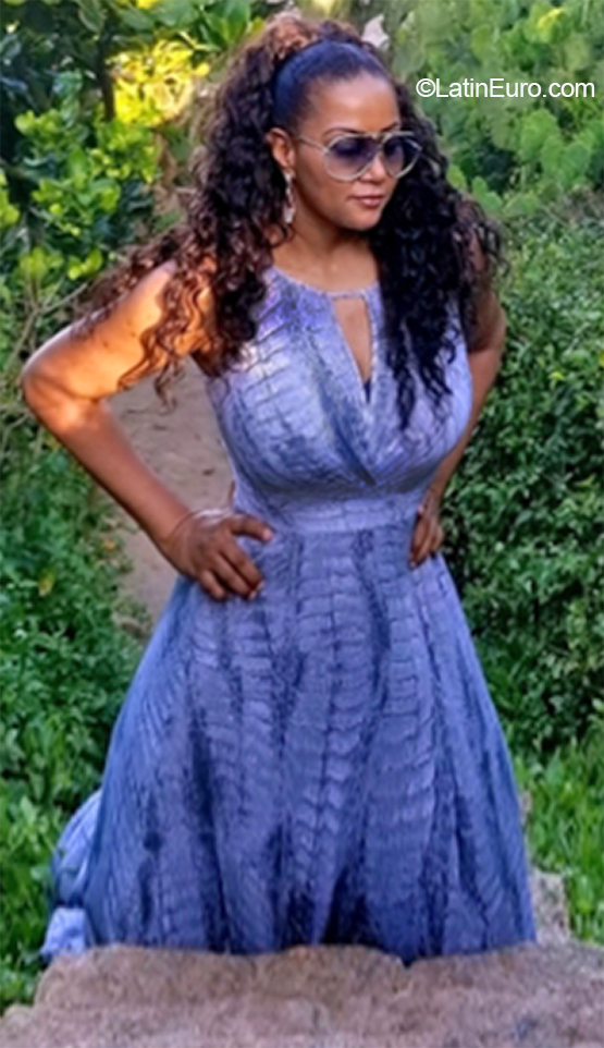 Date this tall Brazil girl Simone from Rio De Janeiro BR12327