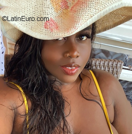 Date this stunning Colombia girl Danna from Cali CO31908