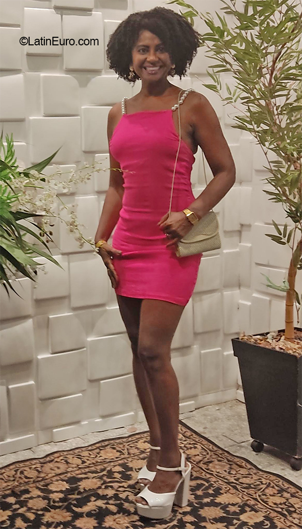 Date this nice looking Brazil girl Melinda from Joao Pessoa BR12022