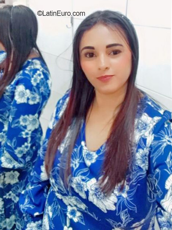 Date this funny Brazil girl Rafaela from Caruaru BR12040