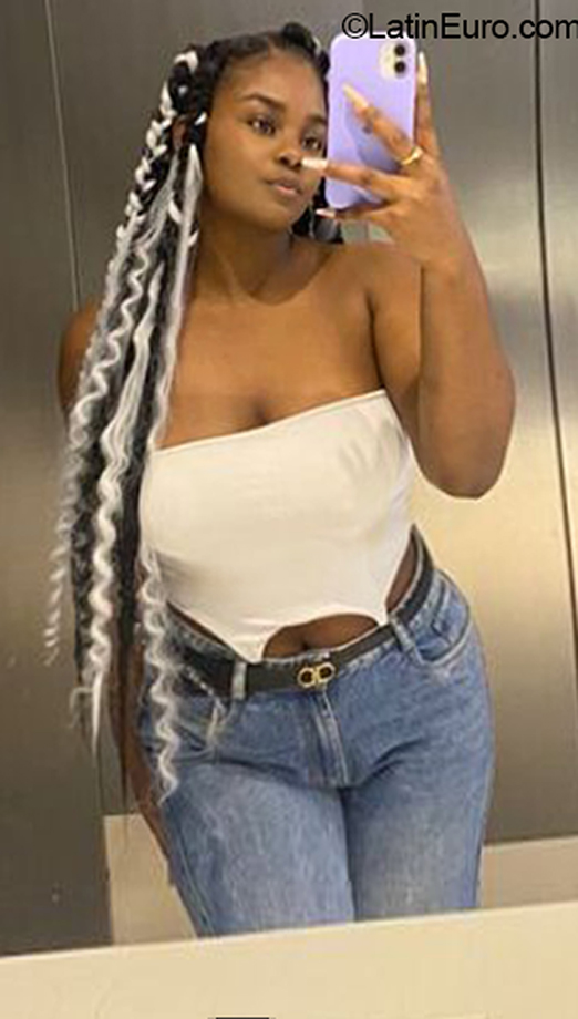 Date this athletic Colombia girl Julieth from Pereira CO31928