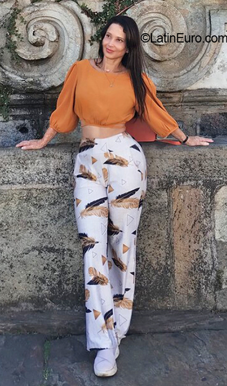 Date this athletic Brazil girl Diemes from Belo Horizonte BR12053