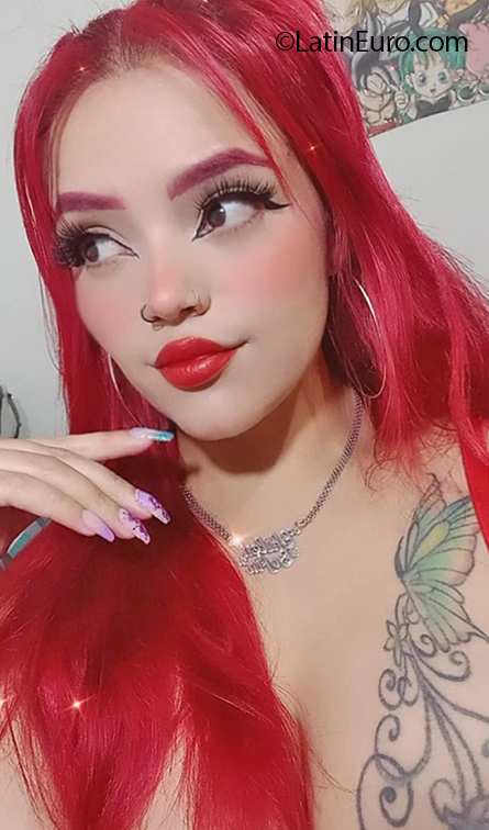 Date this exotic Colombia girl Angie from Bogota CO31936