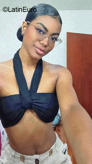 Date this fun Colombia girl Bella from Cali CO31981