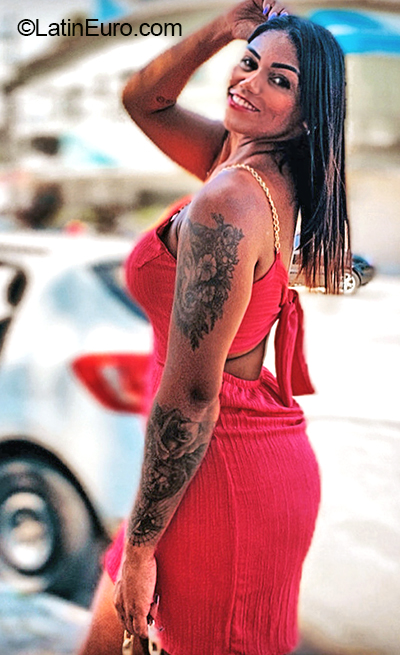 Date this tall Brazil girl Ldia from Rio De Janeiro BR12119