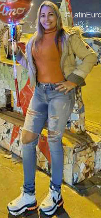 Date this sensual Colombia girl Monica from Santa Marta CO31986