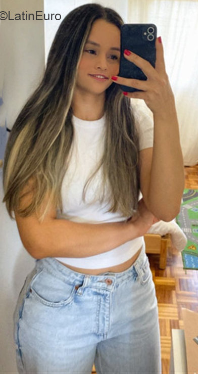 Date this delightful Portugal girl Laura from Belas PT118
