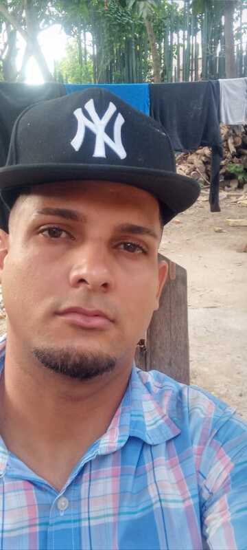 Date this funny Dominican Republic man Peluchiton from Santiago DO41092