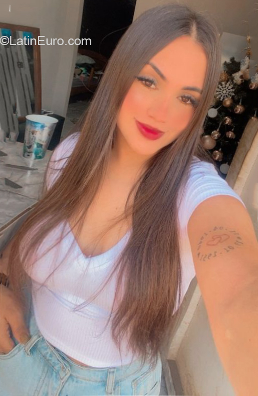 Date this charming Colombia girl Josi from Bogota CO32094
