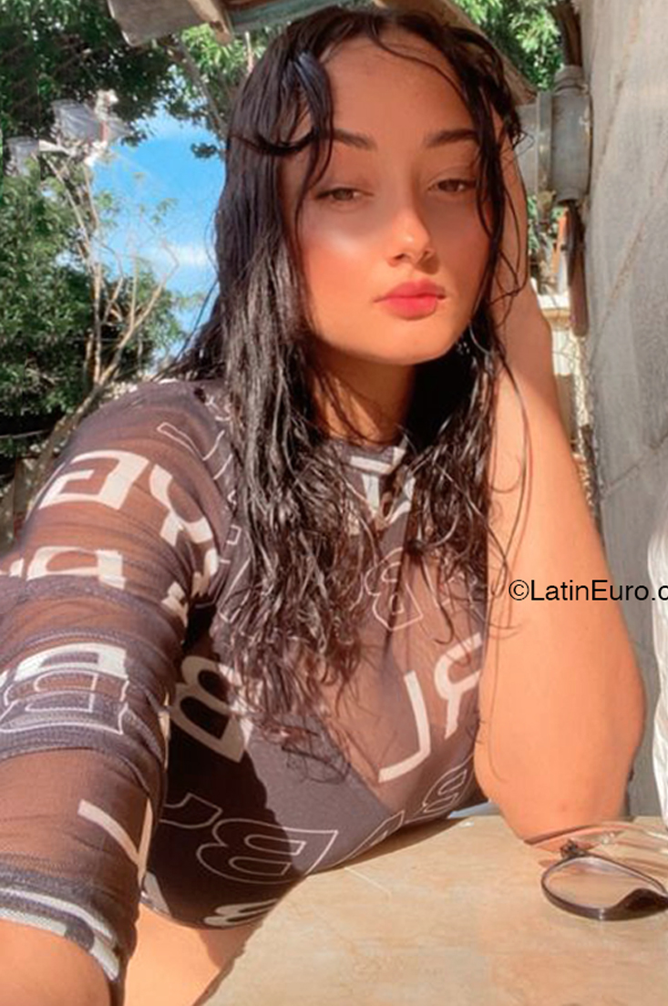 Date this good-looking Dominican Republic girl Ana from Santiago DO44923