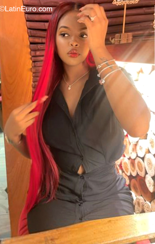 Date this hot Dominican Republic girl Ashley from Santo Domingo DO45316